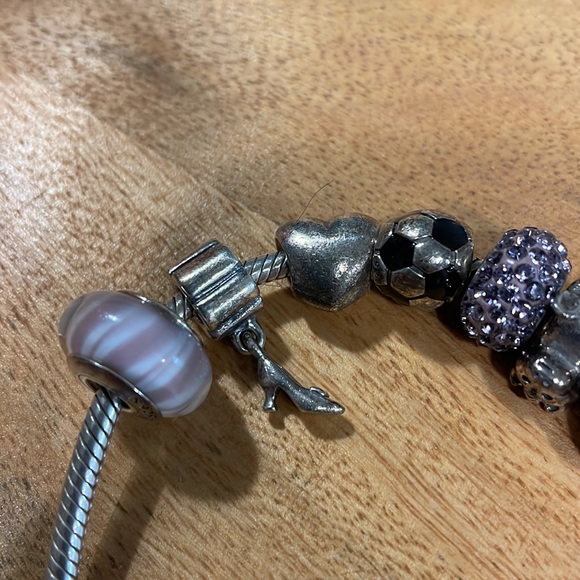 Pandora bracelets & charms - Picture 6 of 9